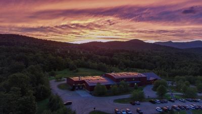 6-stowe-building-hdr-merge-4b35861a.jpg